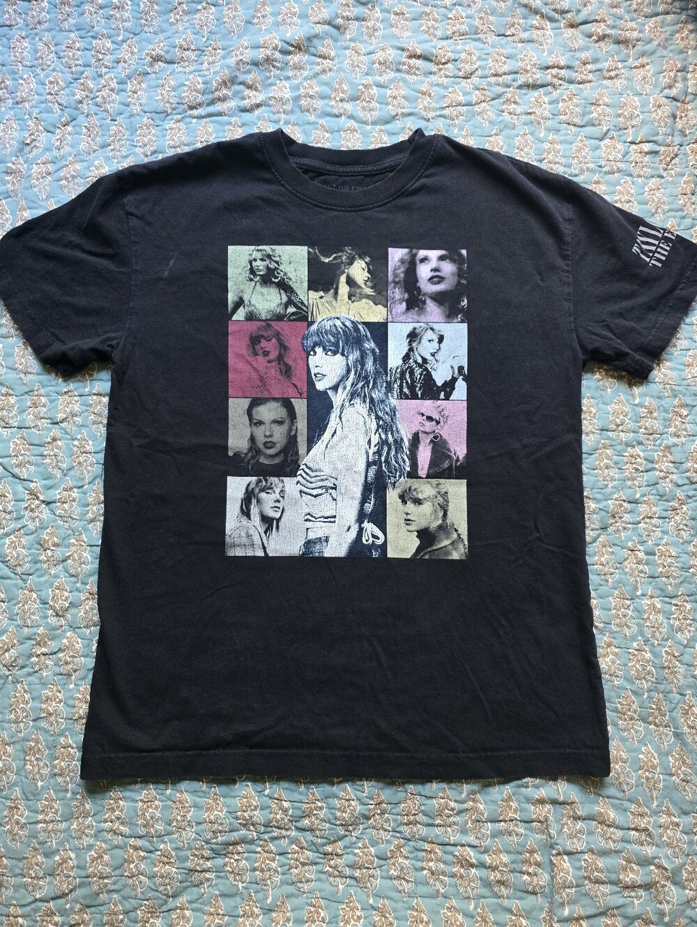 Taylor Swift The Eras Tour 2023 Cotton Graphic Tee Women's Size Small
